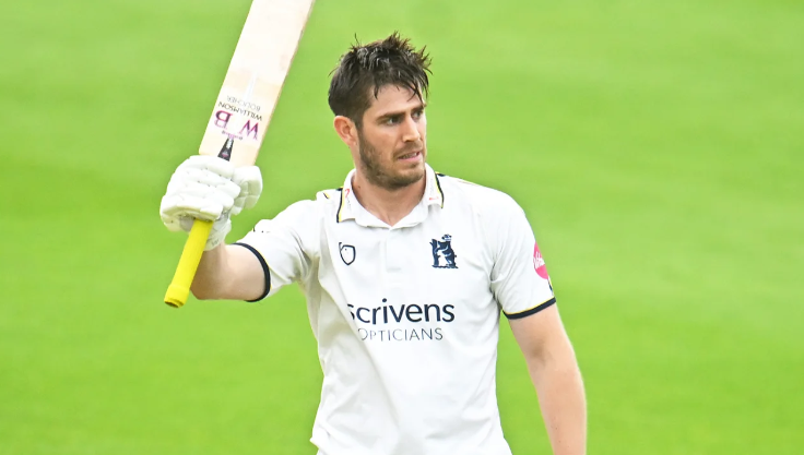 Michael Burgess Announces Shock Retirement from Warwickshire Cricket