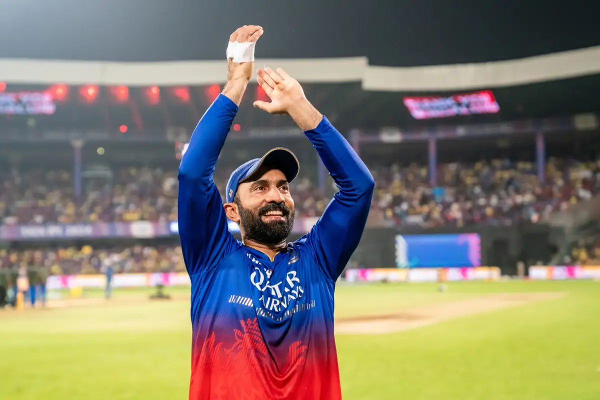 Dinesh Karthik Backs Prohibition on Indian Players Joining Foreign Leagues Before Retirement